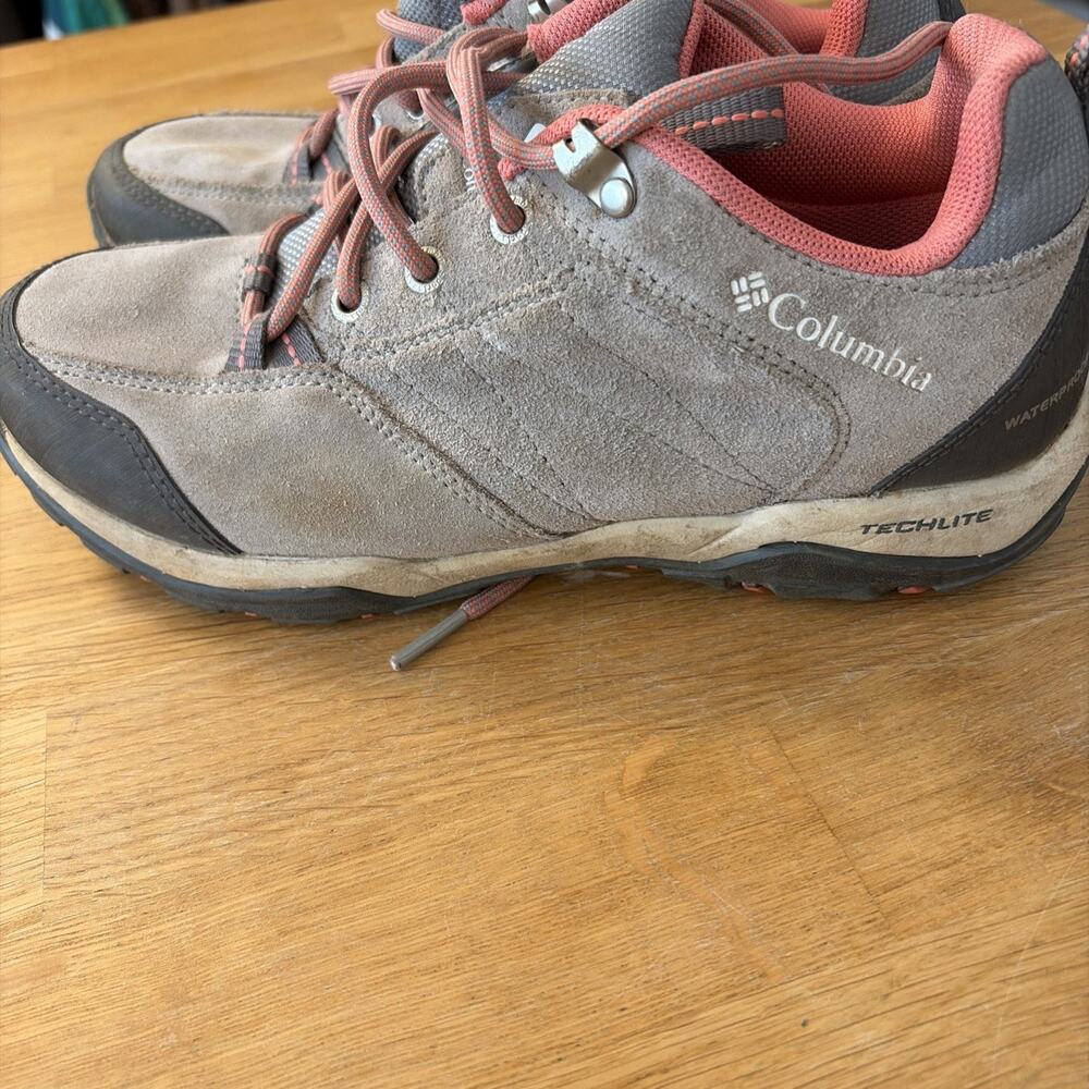 Women’s Columbia Dakota Drifter Hiking Shoes 6.5